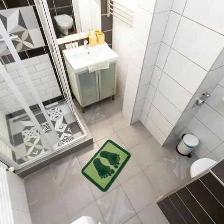 Apartment Danube Side Oasis W 2bdr In A Pedestrial Street *