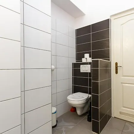 Danube Side Oasis W 2bdr In A Pedestrial Street Apartment Budapest